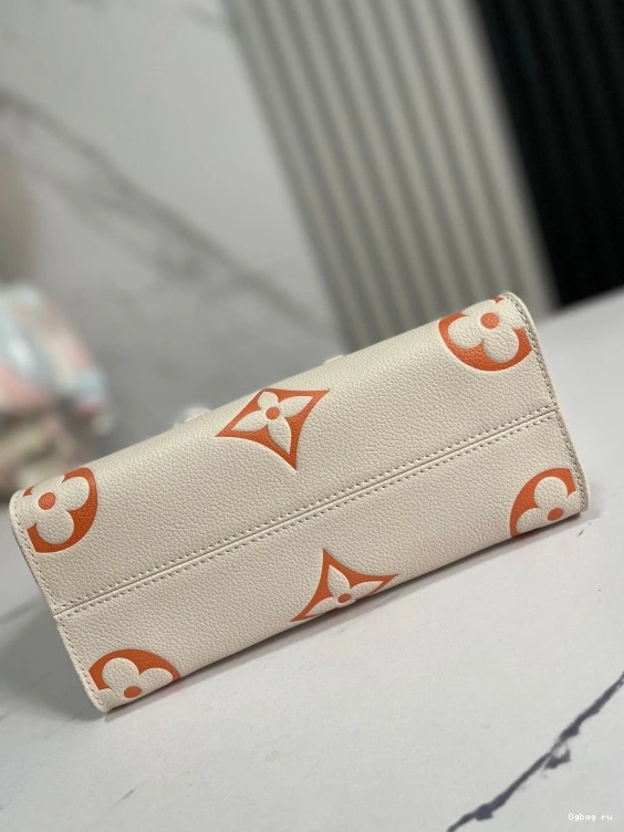LOUIS VUITTON PM ONTHEGO 0823